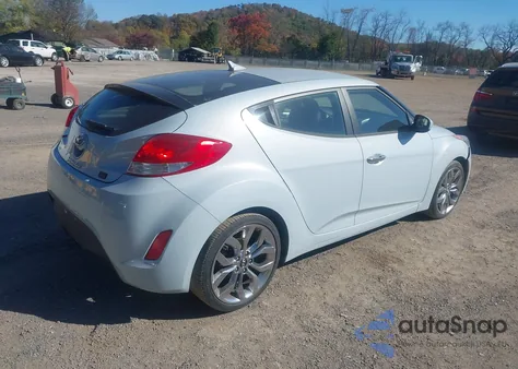 2015 Hyundai Veloster Flex из США, поврежденный, VIN KMHTC6AD7FU219785